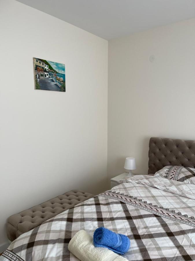 Cvetanov Trg Lux 2 Apartment Beograd Bagian luar foto