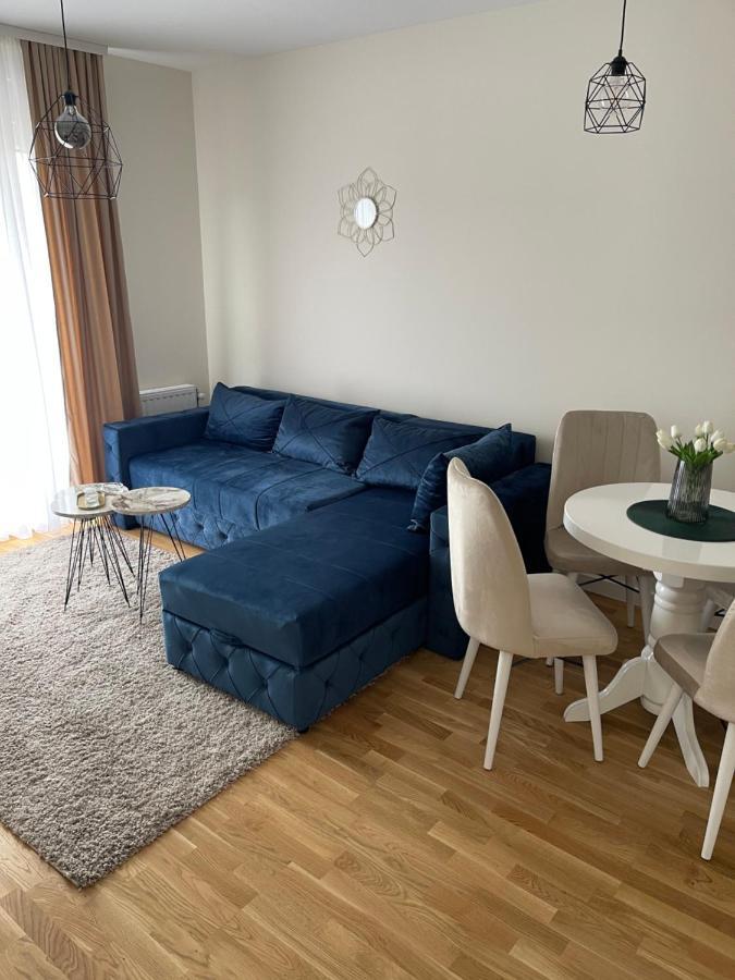 Cvetanov Trg Lux 2 Apartment Beograd Bagian luar foto